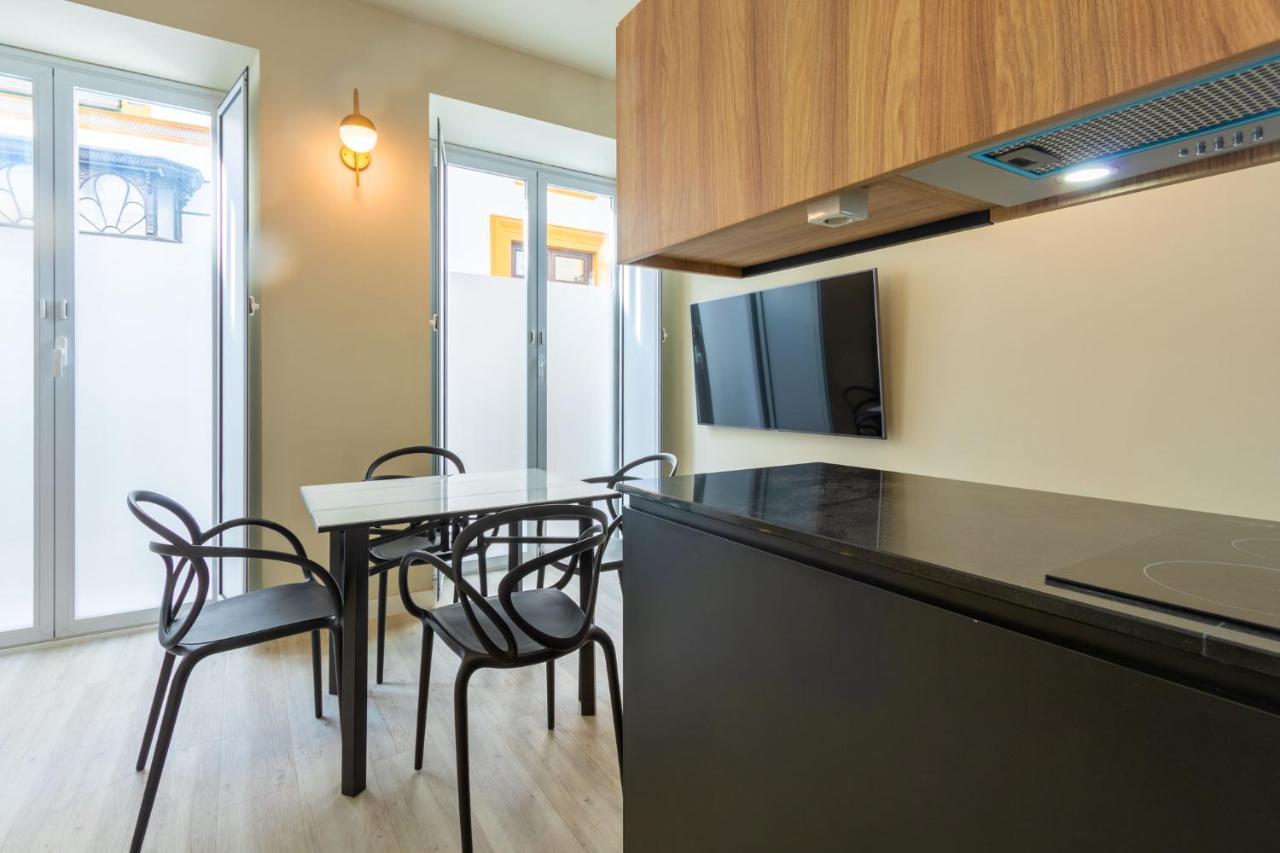 Harinas Central Apartments By Valcambre Sevilla Dış mekan fotoğraf